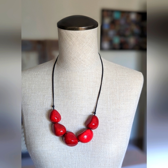 Tagua Nut Statement Necklace - Picture 3 of 6